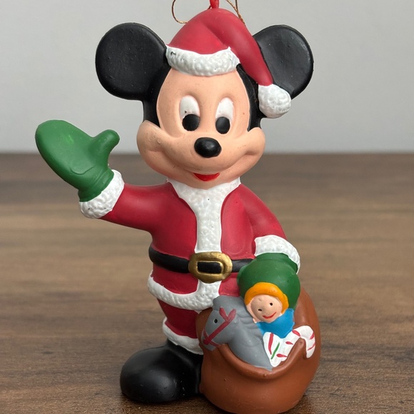 * VINTAGE The Walt DISNEY Co. MICKEY MOUSE Santa Suit Christmas Tree Ornament * - Picture 1 of 10